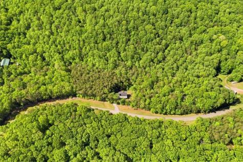4956 Burnt Mountain Road Ellijay GA 30536