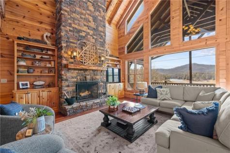 5 Emerald Point Blairsville GA 30512