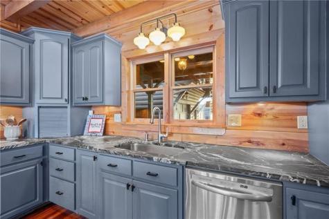 5 Emerald Point Blairsville GA 30512