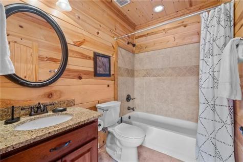 5 Emerald Point Blairsville GA 30512