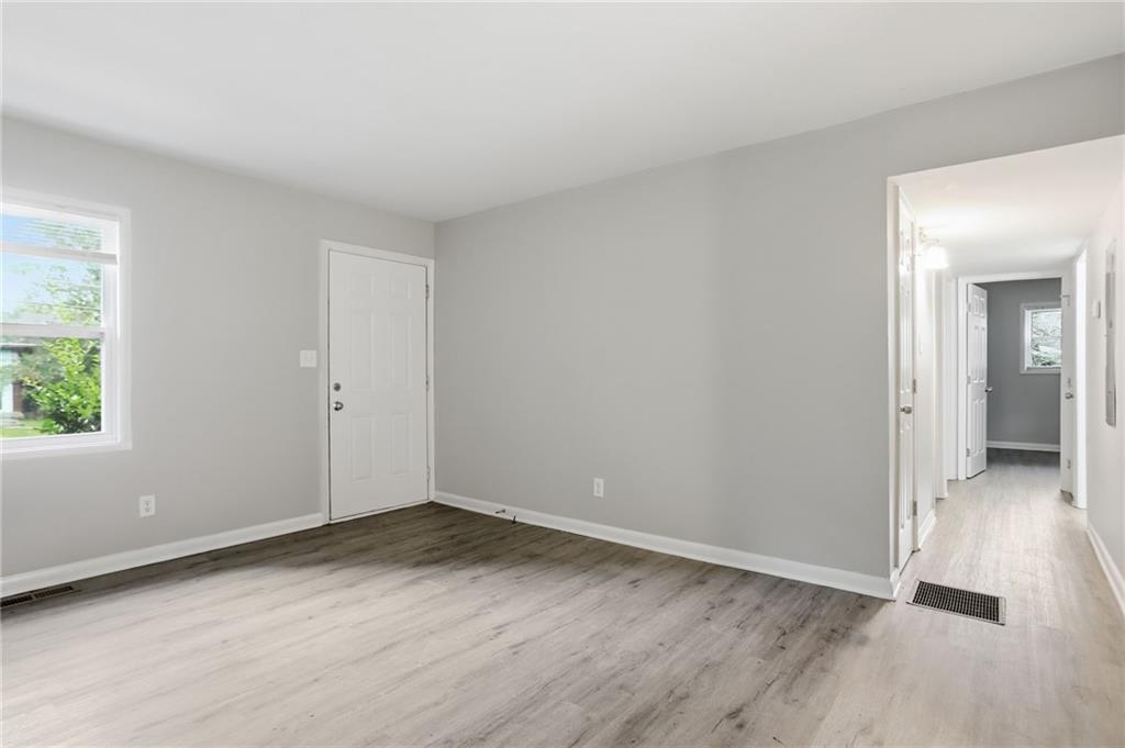 341 Roxbury Drive Riverdale GA 30274