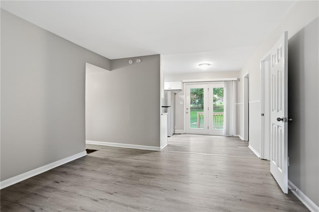 341 Roxbury Drive Riverdale GA 30274
