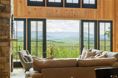 11758 Chatsworth Highway Ellijay GA 30540