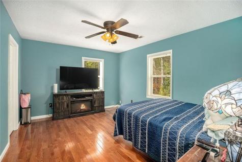 542 Sharp Top Circle Blairsville GA 30512