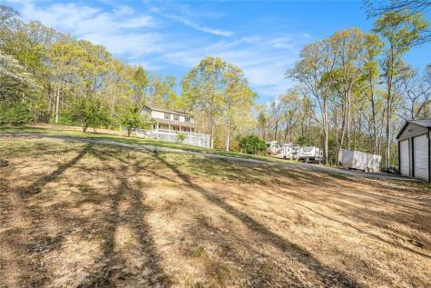 542 Sharp Top Circle Blairsville GA 30512
