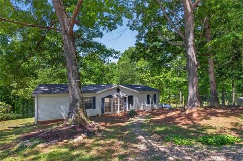 281 Dogwood Circle Ellijay GA 30540