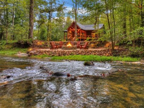 318 Misty Valley Lane Ellijay GA 30536