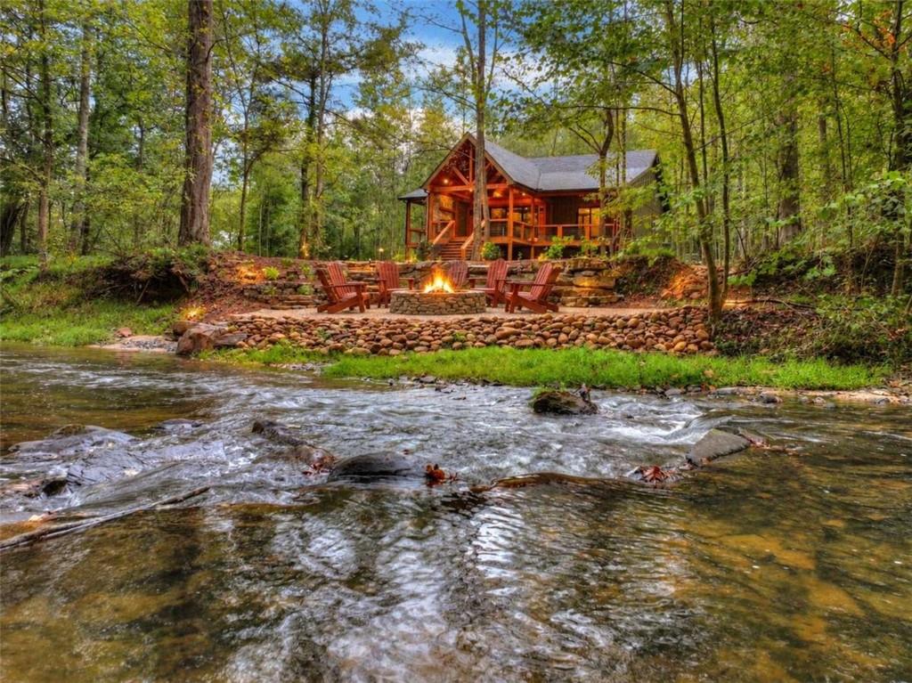 318 Misty Valley Lane Ellijay GA 30536