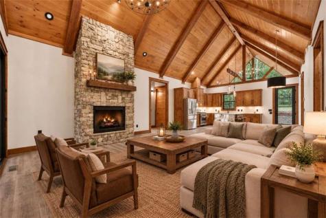 318 Misty Valley Lane Ellijay GA 30536