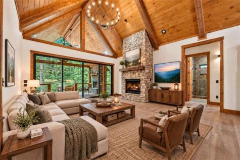 318 Misty Valley Lane Ellijay GA 30536