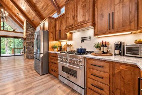 318 Misty Valley Lane Ellijay GA 30536