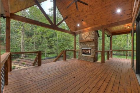 318 Misty Valley Lane Ellijay GA 30536