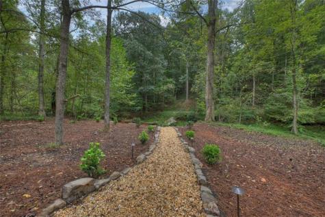 318 Misty Valley Lane Ellijay GA 30536