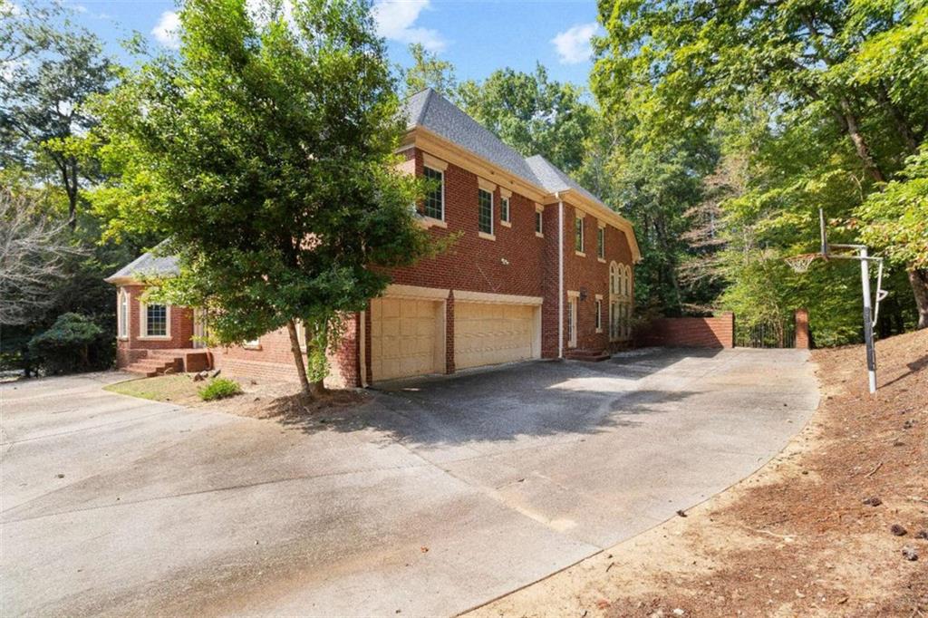 1670 Riverside Road Roswell GA 30076