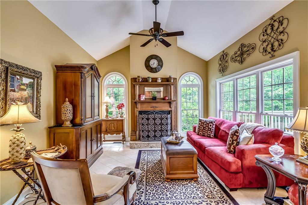 411 Overlook Way Cohutta GA 30710