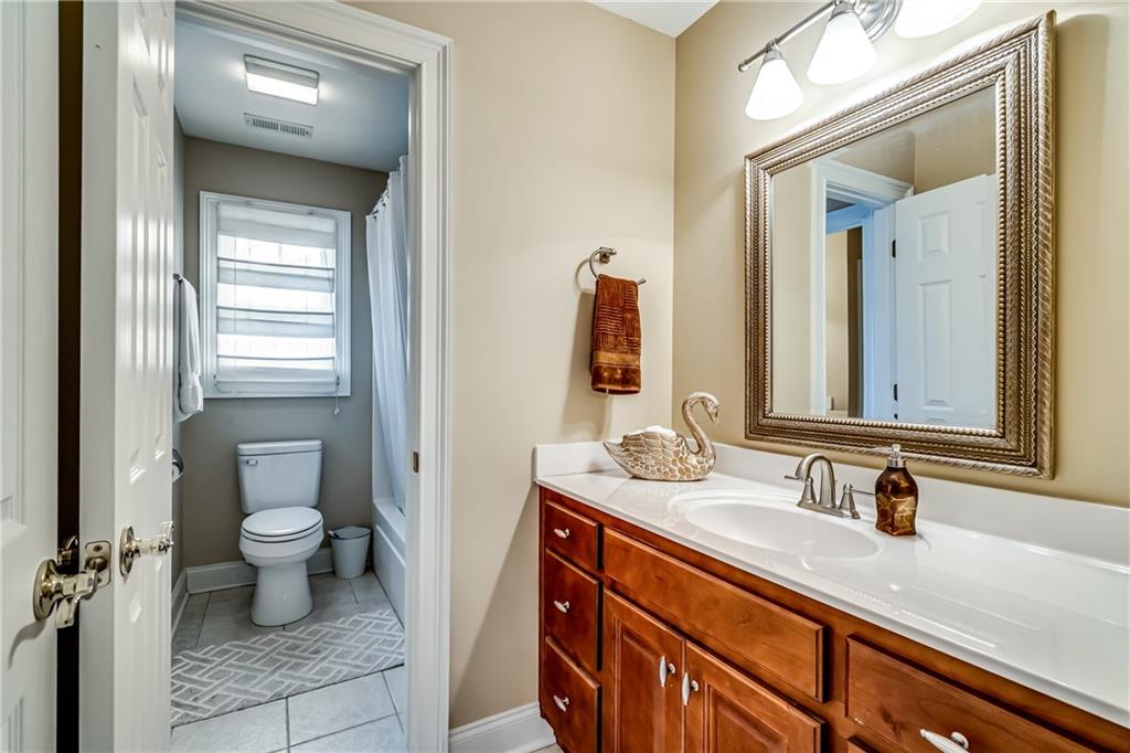 411 Overlook Way Cohutta GA 30710
