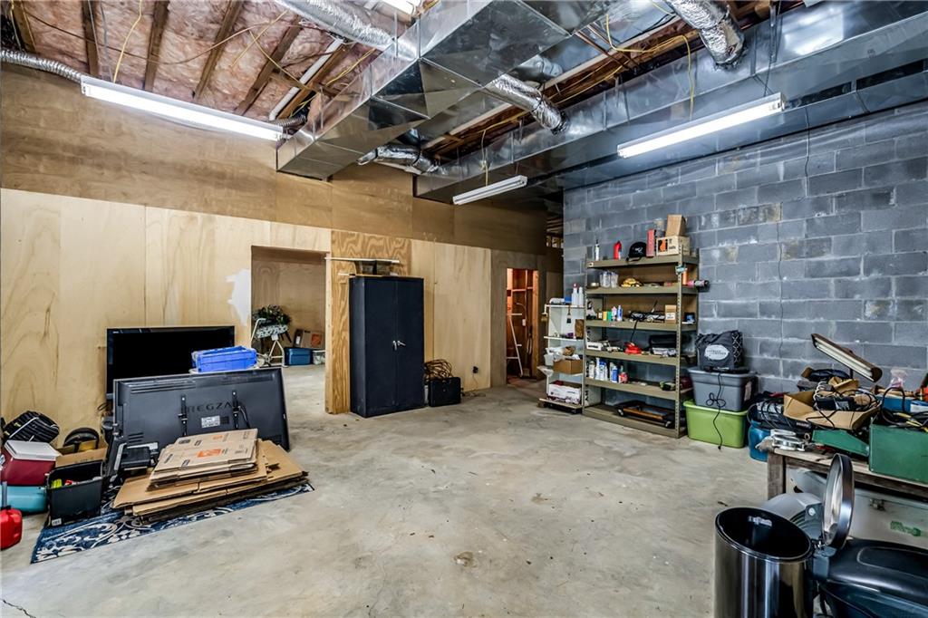 411 Overlook Way Cohutta GA 30710