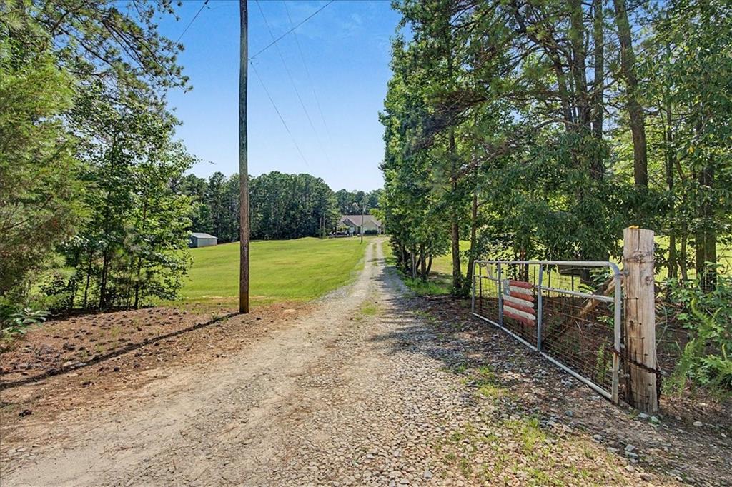75 N Raburn Road Bremen GA 30110