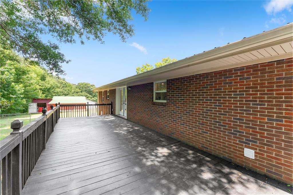 6018 Highway 52 Gillsville GA 30543
