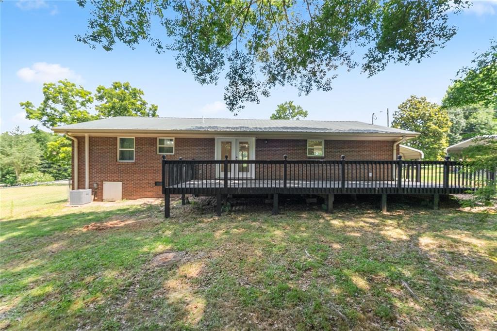 6018 Highway 52 Gillsville GA 30543