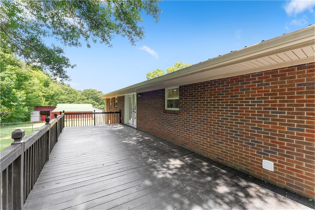 6018 Highway 52 Gillsville GA 30543