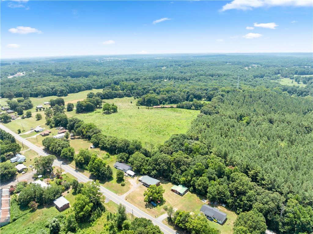 6018 Highway 52 Gillsville GA 30543