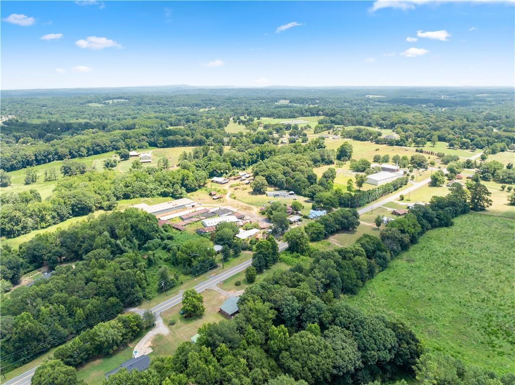 6018 Highway 52 Gillsville GA 30543