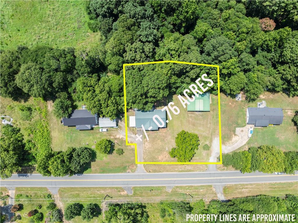 6018 Highway 52 Gillsville GA 30543