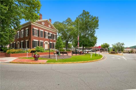 296 Cloudland Dahlonega GA 30533