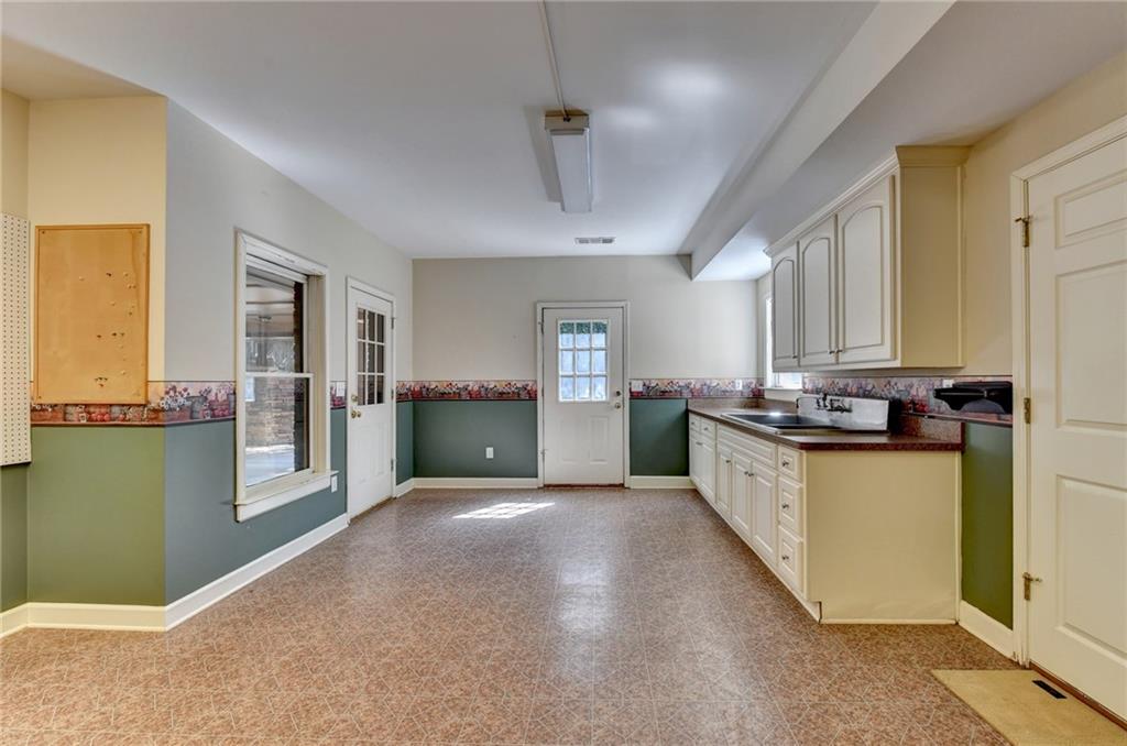 4081 Blue Iris Hollow Peachtree Corners GA 30092