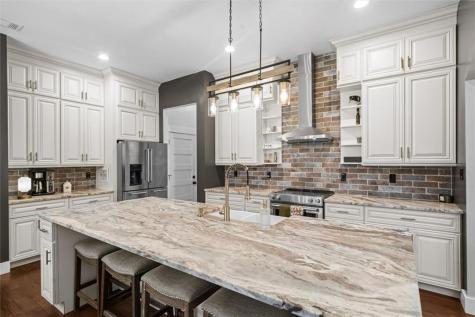 620 Foxpaw Leaf Lane Ellijay GA 30536