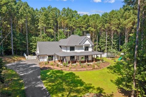620 Foxpaw Leaf Lane Ellijay GA 30536