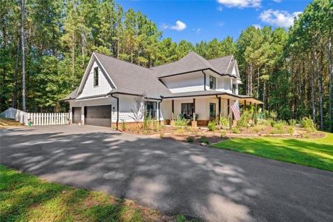 620 Foxpaw Leaf Lane Ellijay GA 30536