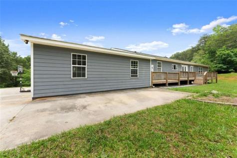 82 Bobbys Drive Cleveland GA 30528