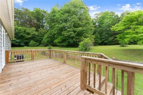 82 Bobbys Drive Cleveland GA 30528