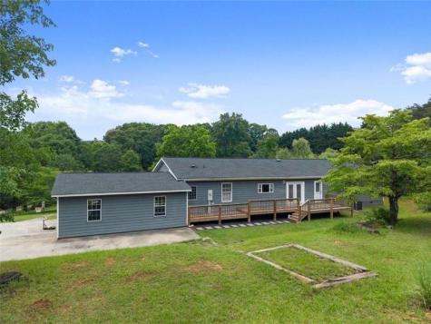82 Bobbys Drive Cleveland GA 30528