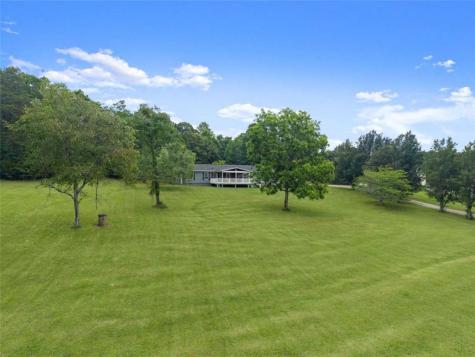 82 Bobbys Drive Cleveland GA 30528
