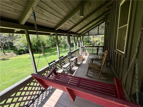 581 N Garrett Branch Road Ellijay GA 30536