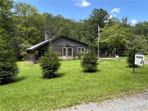 581 N Garrett Branch Road Ellijay GA 30536