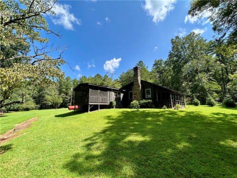 581 N Garrett Branch Road Ellijay GA 30536
