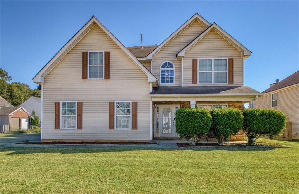 11608 Sarah Loop Hampton GA 30228