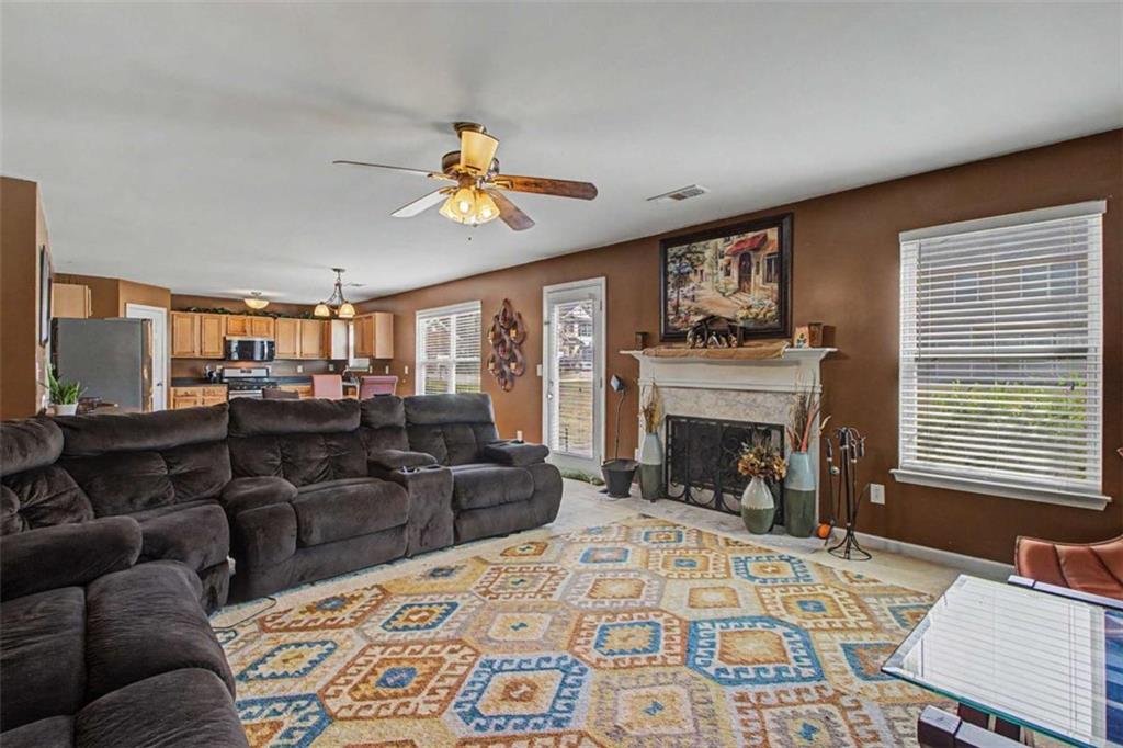 11608 Sarah Loop Hampton GA 30228
