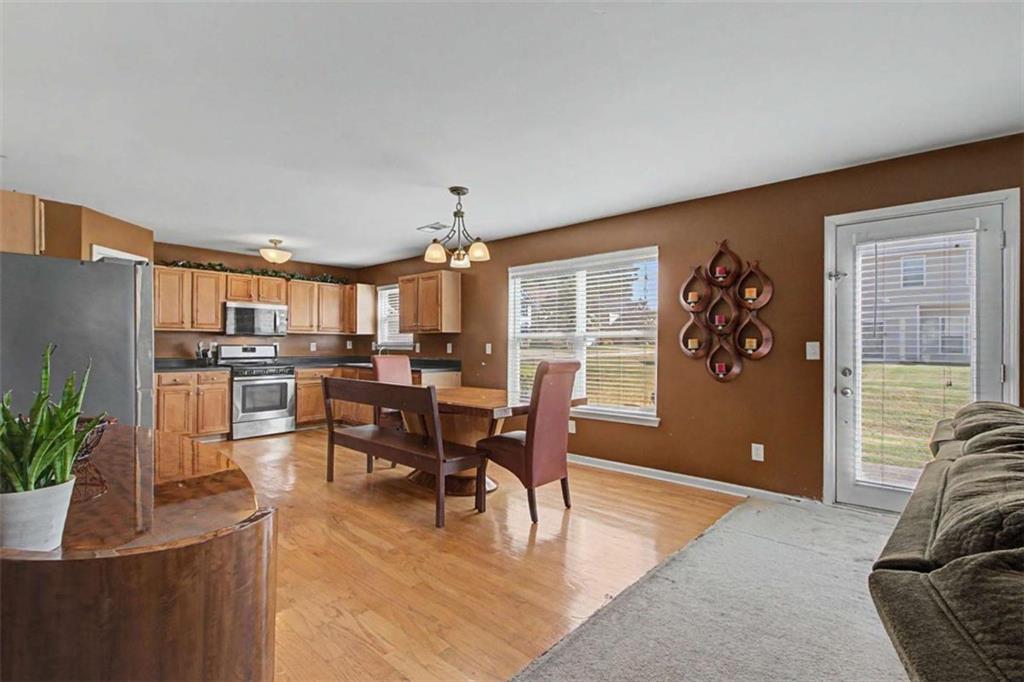 11608 Sarah Loop Hampton GA 30228