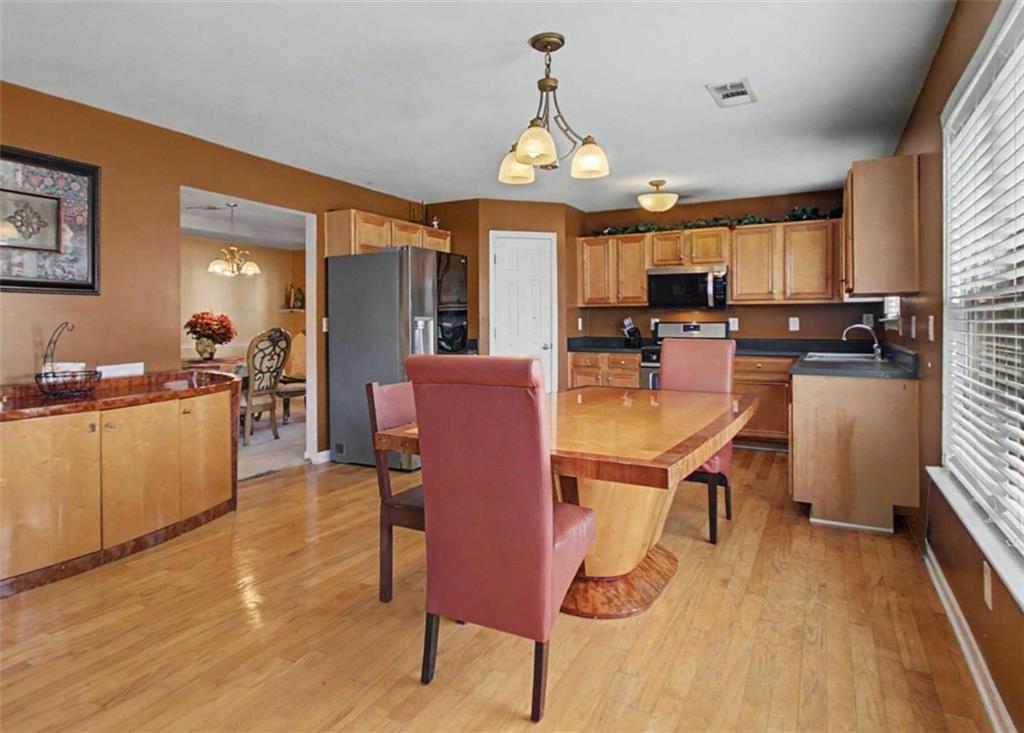 11608 Sarah Loop Hampton GA 30228