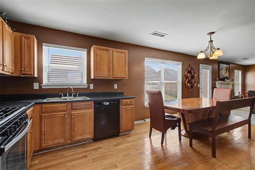 11608 Sarah Loop Hampton GA 30228