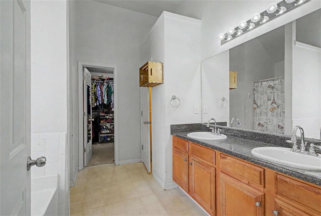 11608 Sarah Loop Hampton GA 30228