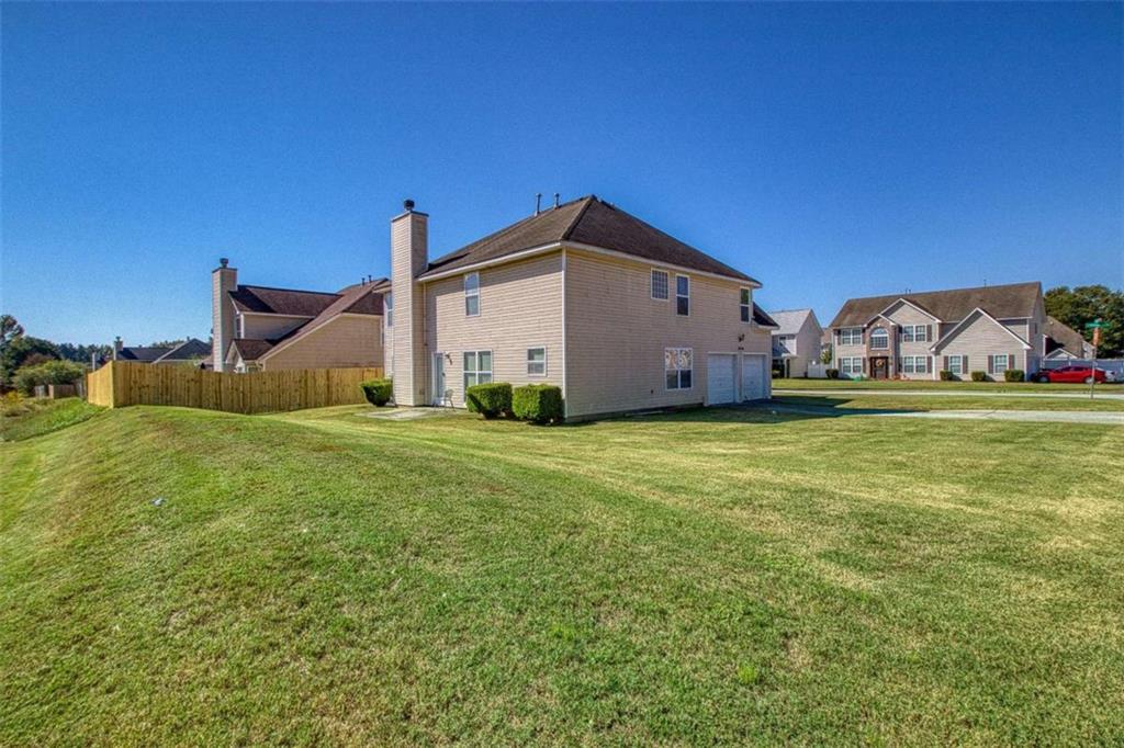 11608 Sarah Loop Hampton GA 30228
