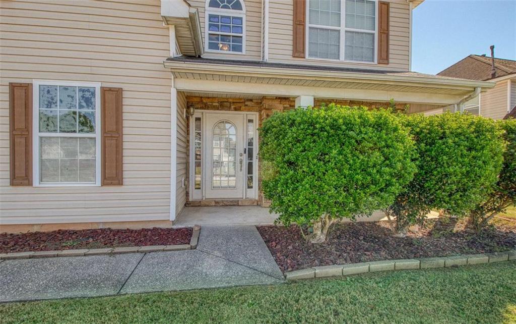11608 Sarah Loop Hampton GA 30228