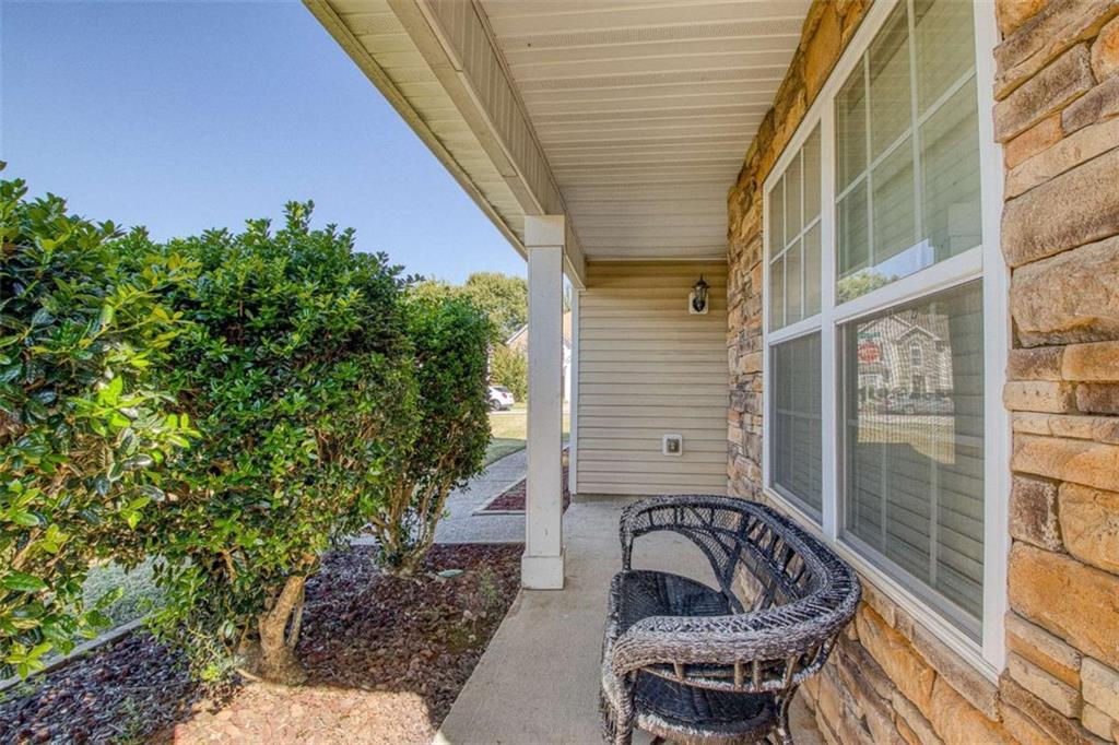 11608 Sarah Loop Hampton GA 30228