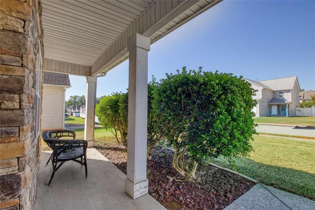 11608 Sarah Loop Hampton GA 30228